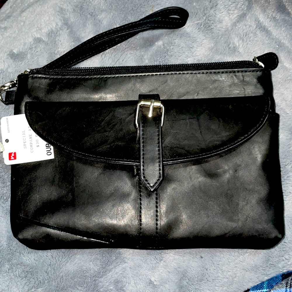 Giani Bernini clutch